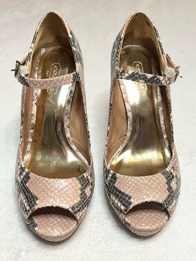 Coach Snake Print Peep Toe Mary Jane High Heels Size 6 Shawna Python Animal